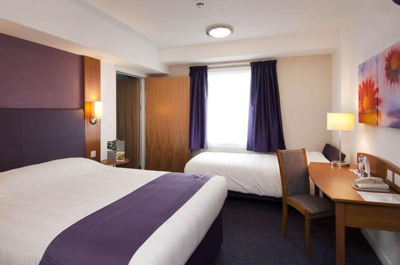Premier Inn Hayle Extérieur photo