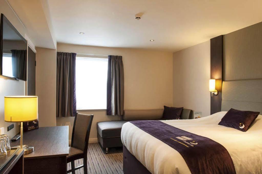 Premier Inn Hayle Extérieur photo