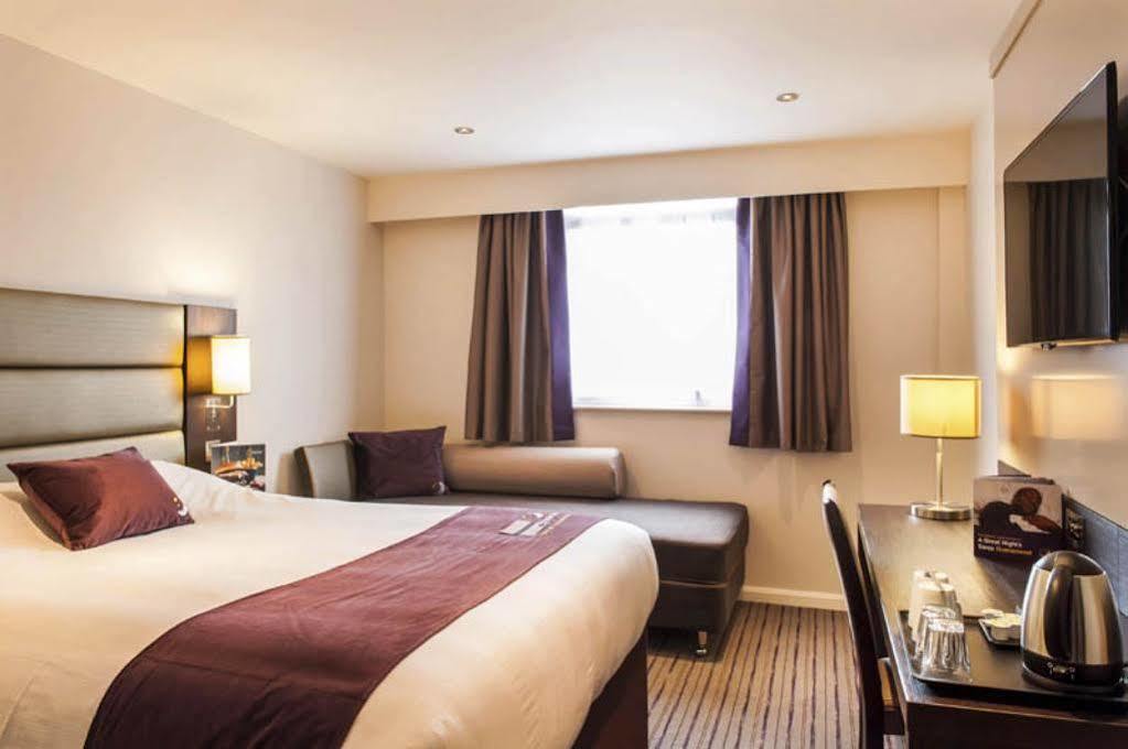 Premier Inn Hayle Extérieur photo