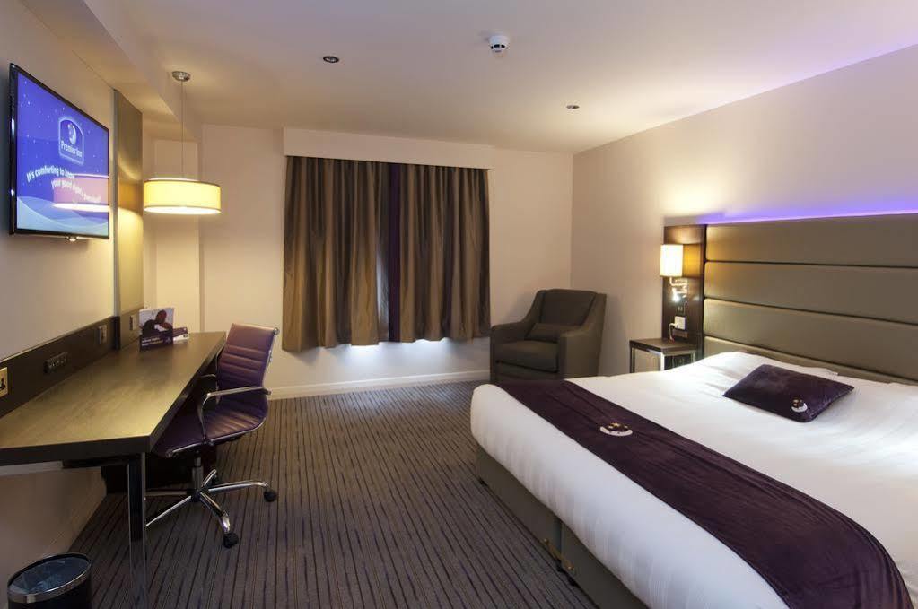 Premier Inn Hayle Extérieur photo